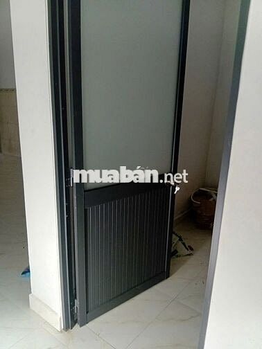 Cho thuê HXH 61/16 Cô Giang Quận 1. DT: 4x20M, trệt lửng mới giá 22tr/