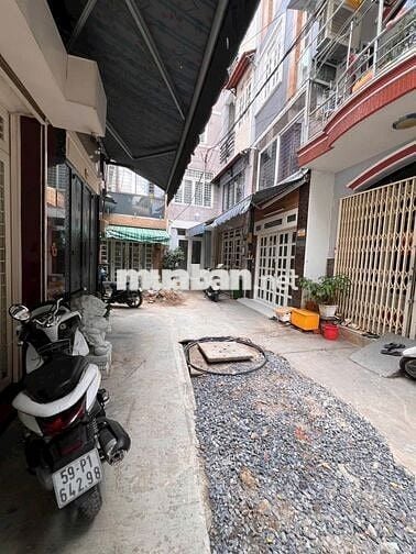 Nhà Bán Quận Tân Bình 4.6mx10m 1 trệt 1 lầu tiện xây mới sửa chữa