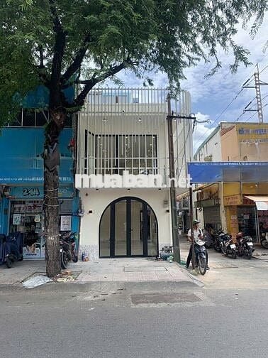Mặt tiền KD Đinh Tiên Hoàng, nhà mới 2 tầng BTCT – 10.89 tỷ - căn góc