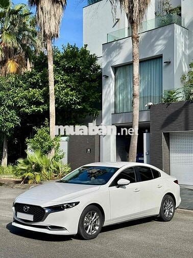 Mazda 3 2022 1.5L Luxury - 35000 km