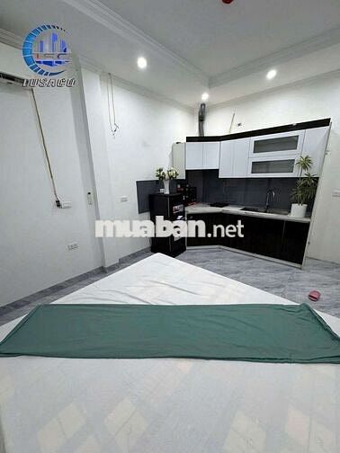 Khai trương Studio 20-25m2 Full đồ. Phòng rộng thoáng tại Cự Lộc