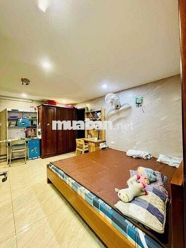 Bán tập thể phố Nhân Hoà, Thanh Xuân. 3n 2vs, giá 4.65 tỷ