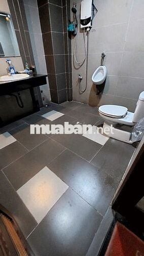 CHO THUÊ NHÀ MẶT TIỀN ĐINH BỘ LĨNH, P26 (HẦM 3 LẦU 9mX15m) VỈA HÈ RỘNG