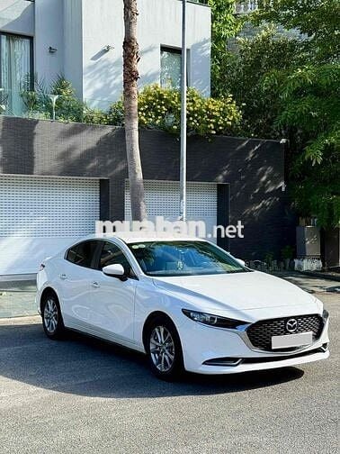 Mazda 3 2022 1.5L Luxury - 35000 km