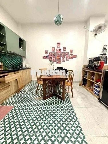 BÁN NHÀ 50m2 XÔ VIẾT NGHỆ TĨNH - GẦN NGÃ TƯ HÀNG XANH - BÌNH THẠNH