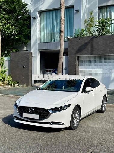 Mazda 3 2022 1.5L Luxury - 35000 km