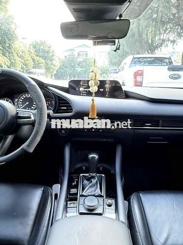 Mazda 3 2022 1.5L Luxury - 35000 km