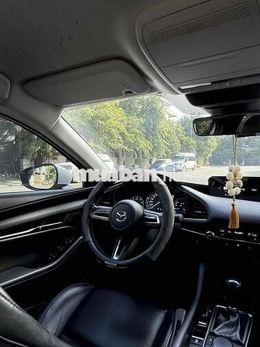 Mazda 3 2022 1.5L Luxury - 35000 km