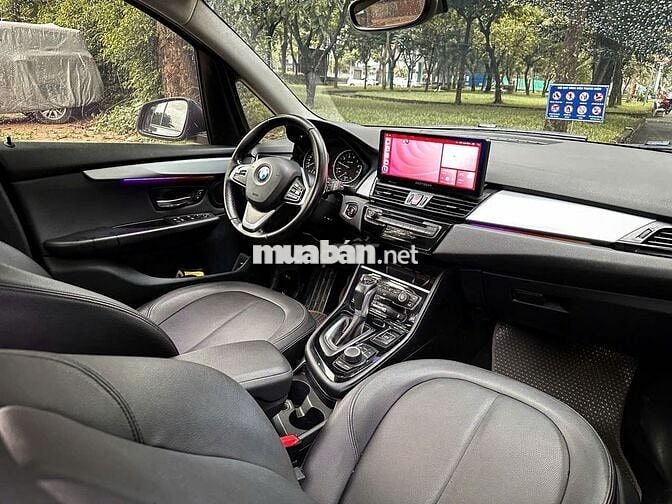 BMW 218i Gran Tourer 2016