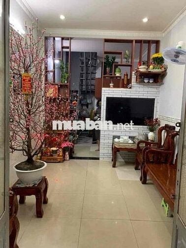 nhà sổ Hồng riêng.1 trệt 1 lầu .