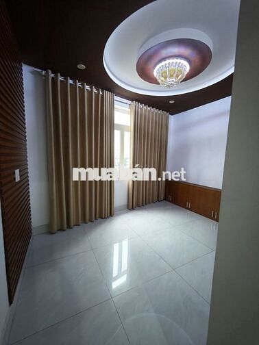 Cho Thuê Nhà Nguyên Căn Mặt Tiền PHẠM VĂN ĐỒNG, BÌNH THẠNH