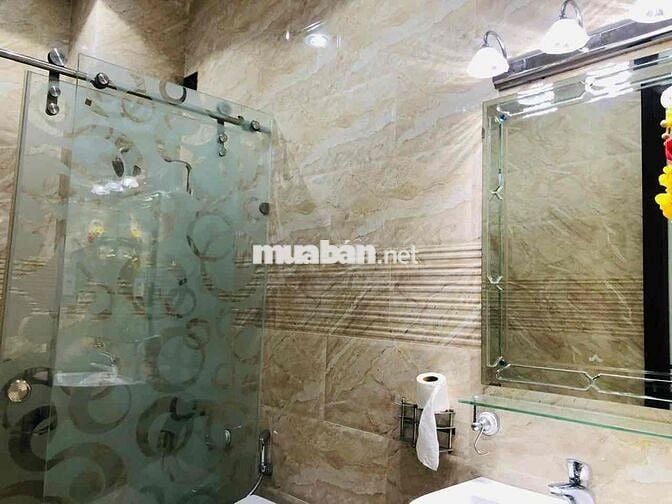 CHO THUÊ MẶT TIỀN KHU TÊN LỬA 100m2_ NỘi THẤT CƠ BẢN