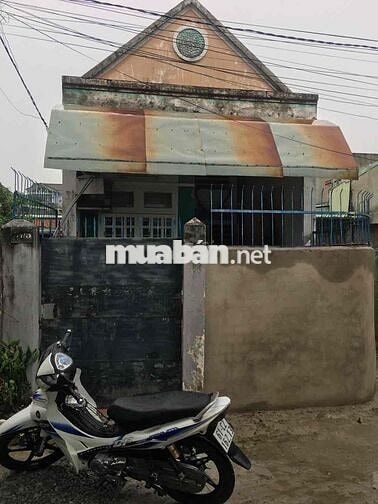 Nhà cấp 4 gần Khu du lịch Phương Nam