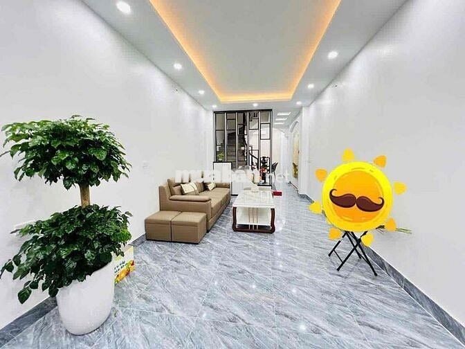 Ngõ Thông Kinh Doanh - Ô Tô Tránh - Gần Phố - Đầy Đủ Nội Thất