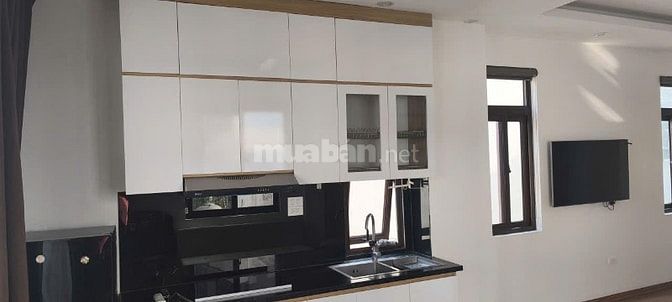 Cho thuê căn hộ cao cấp phố Văn Cao