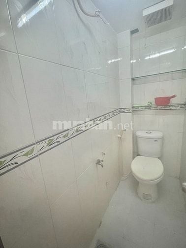 Bán Nhà 2 Tầng Lò Gốm, P.8, Q6, 2PN 2WC, SHR, 3,85 Tỷ – Vị Trí Đắc Địa