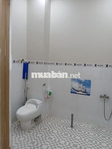 Mặt tiền Bạch Đặng. P.2. Bình Thạnh 5.7x19.5m. 3 tầng; 7PN 10WC; 75tr
