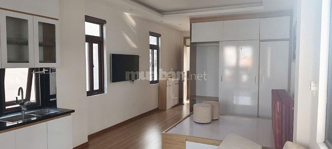 Cho thuê căn hộ cao cấp phố Văn Cao