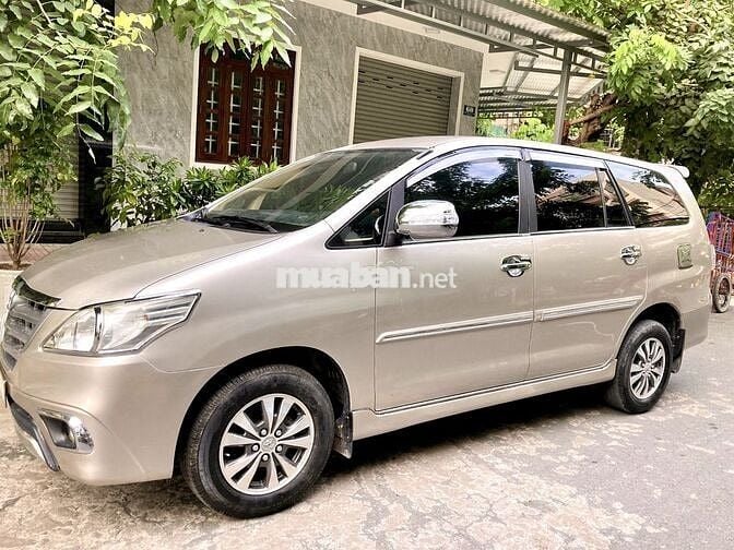 Chính chủ bán INNOVA 2016 E xe zin đẹp nhà dùng