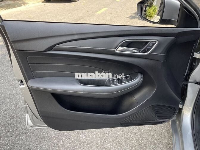 MG 5 MT 2024 Số Sàn Chạy Lướt Mới Như Đập Thùng