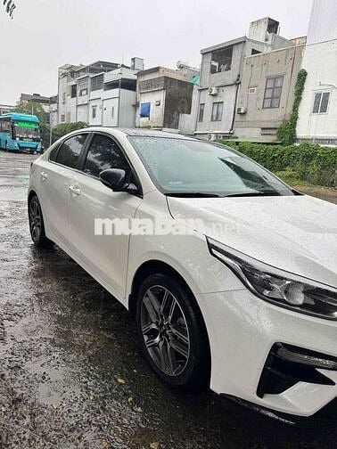 Kia Cerato 2020 2.0 AT Premium - 80000 km