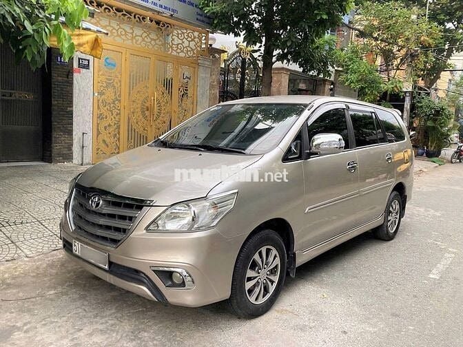 Chính chủ bán INNOVA 2016 E xe zin đẹp nhà dùng