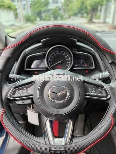 Mazda 2 2019 Premium Sedan - 78000 km
