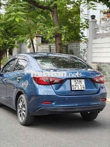 Mazda 2 2019 Premium Sedan - 78000 km