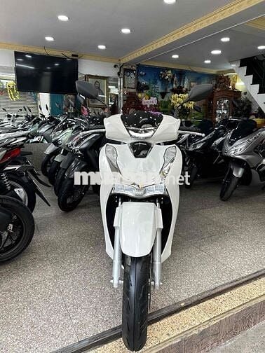 SH 125i 2022 Smartkey Trắng BSTP Chính Chủ