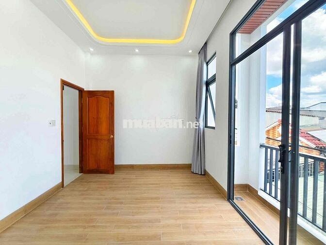 NHÀ TRỆT LẦU MỚI ĐẸP HẺM NHÁNH 311 NGUYỄN VĂN CỪ GẦN ĐH KỸ THUẬT CN