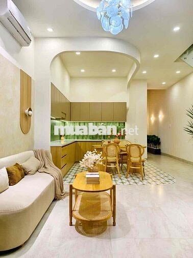 Nhà Siêu Đẹp Mới Hoàn Thiện Gần Đại Học Y Dược Cần Thơ
