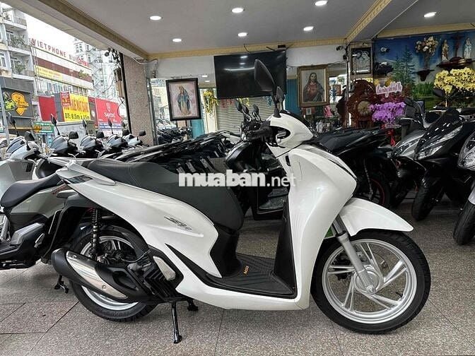 SH 125i 2022 Smartkey Trắng BSTP Chính Chủ