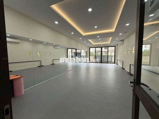 Cho thuê nhà mặt tiền Trương Công định, dt. Ngang 8m 3 lầu