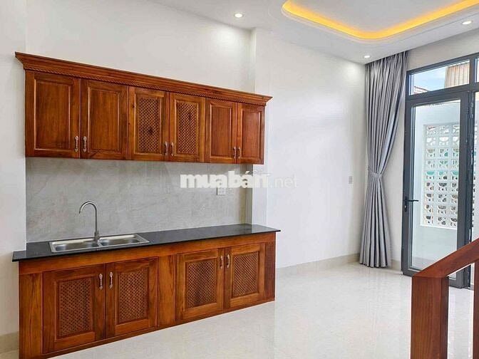 NHÀ TRỆT LẦU MỚI ĐẸP HẺM NHÁNH 311 NGUYỄN VĂN CỪ GẦN ĐH KỸ THUẬT CN