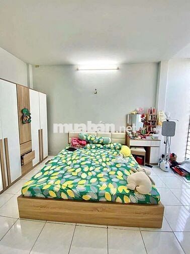 Bán gấp nhà riêng 4PN, 4WC, 60m2, 14,9t, tại Dương Bá Trạc, Q8, HCM