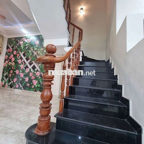 Cho thuê biêt thự hhg thạnh xuân q12 dt 7×14 giá 16tr có bớt