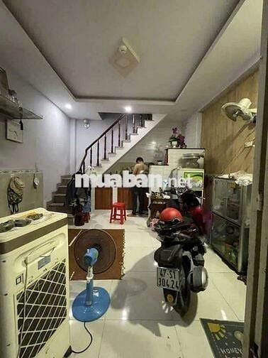 🔥Bán nhà trọ full 20 phòng 2 tầng, giáp Bình Tân , thu nhập 400tr/năm
