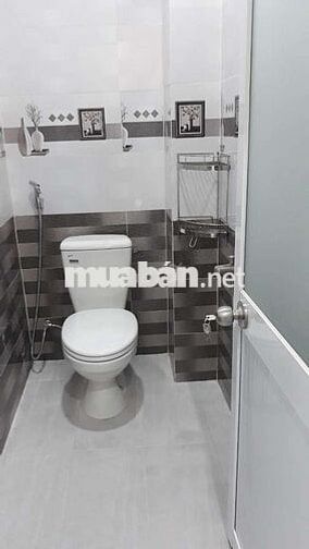 Nhà mới đẹp 5❌14 2pn 2wc đường xe tải thông ngay coopmart pvh giá tốt