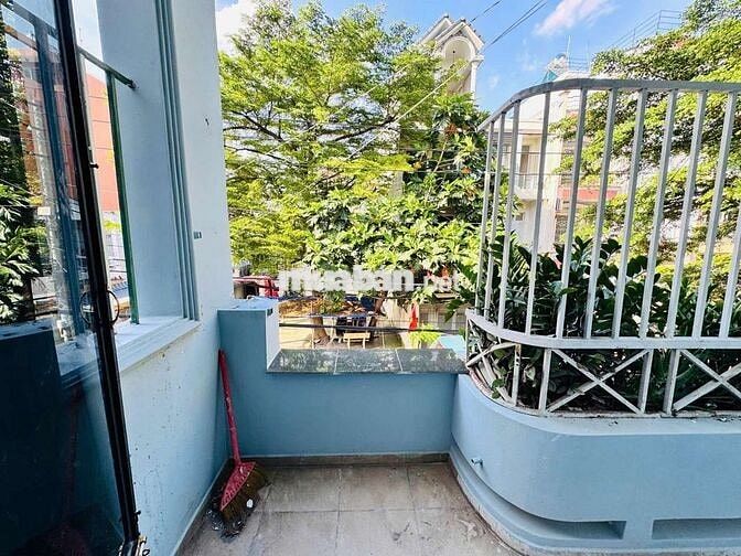 🎀 DUPLEX BAN CÔNG MẶT TIỀN ĐƯỜNG NGAY CÔNG VIÊN LÀNG HOA