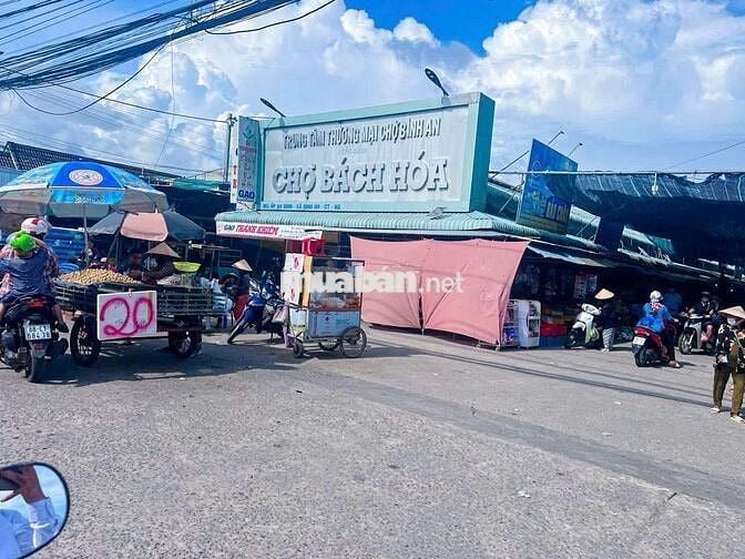 Đất nền full thổ cư sổ riêng khu vực gần chợ tắc cậu