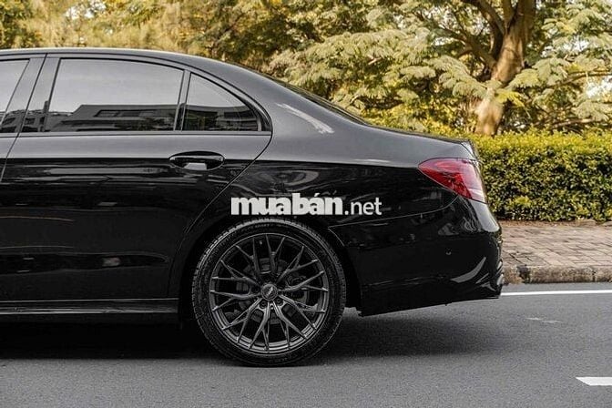 E300_AMG_2017 màu đen cá nhân siêu đẹp & siêu ngâu