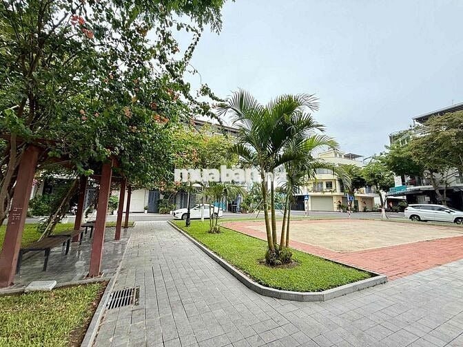 Bán đất mặt tiền khu VCN Phước Long 2