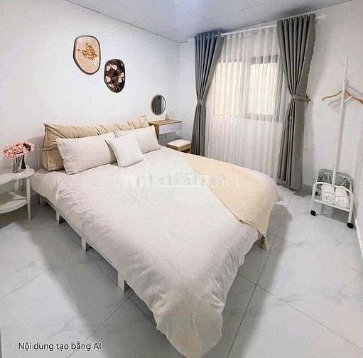 NHÀ 2MT HẺM NGAY TRUNG TÂM SẦM UẤT NHẤT ĐL CÁCH ĐƯỜNG CHÍNH 40M
