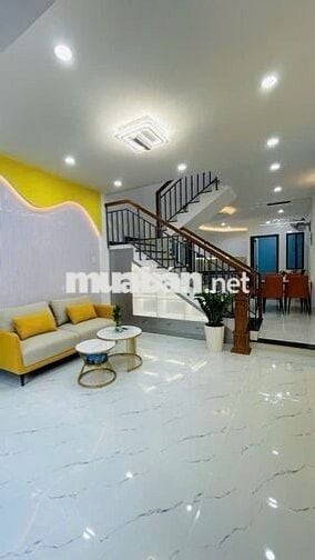 🏡Nhà đẹp . Chủ bán gấp - (4,2x12m) nở hậu ngang 6,7m , 3phòng 2wc 💘💘💘