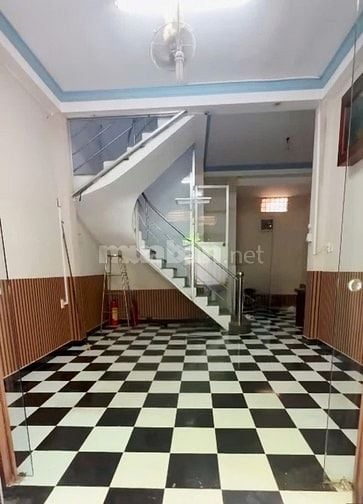 Mặt bằng rộng sát mặt tiền hẻm Nam Á Bank, 199 CMT8, Q3