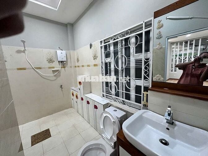 Nhà Hẻm 1 Sẹc Thống Nhất (4x17m) - 4 tầng - Nội thất cơ bản giá 15tr