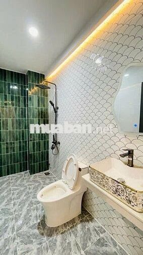 🏡Nhà đẹp . Chủ bán gấp - (4,2x12m) nở hậu ngang 6,7m , 3phòng 2wc 💘💘💘