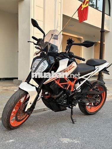 Xe Naked Bike KTM Duke 390 2019 Trắng Cam Mới 95%