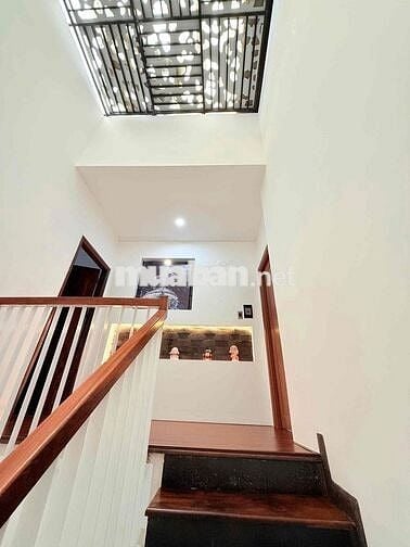 Bán nhà Vip - mới Nam Tri Phương Nhìn biệt thự