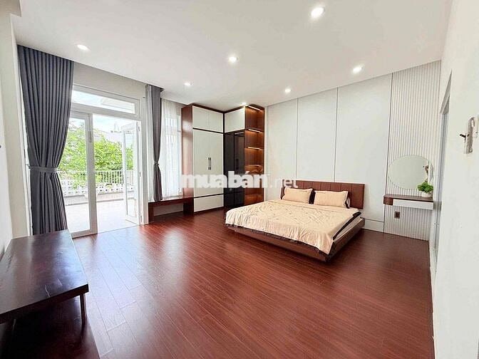 Bán nhà Vip - mới Nam Tri Phương Nhìn biệt thự